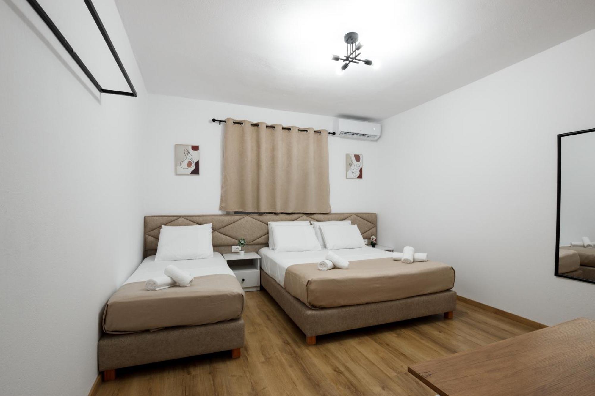 Vila Agimi 65 Gjirokastër Exterior foto